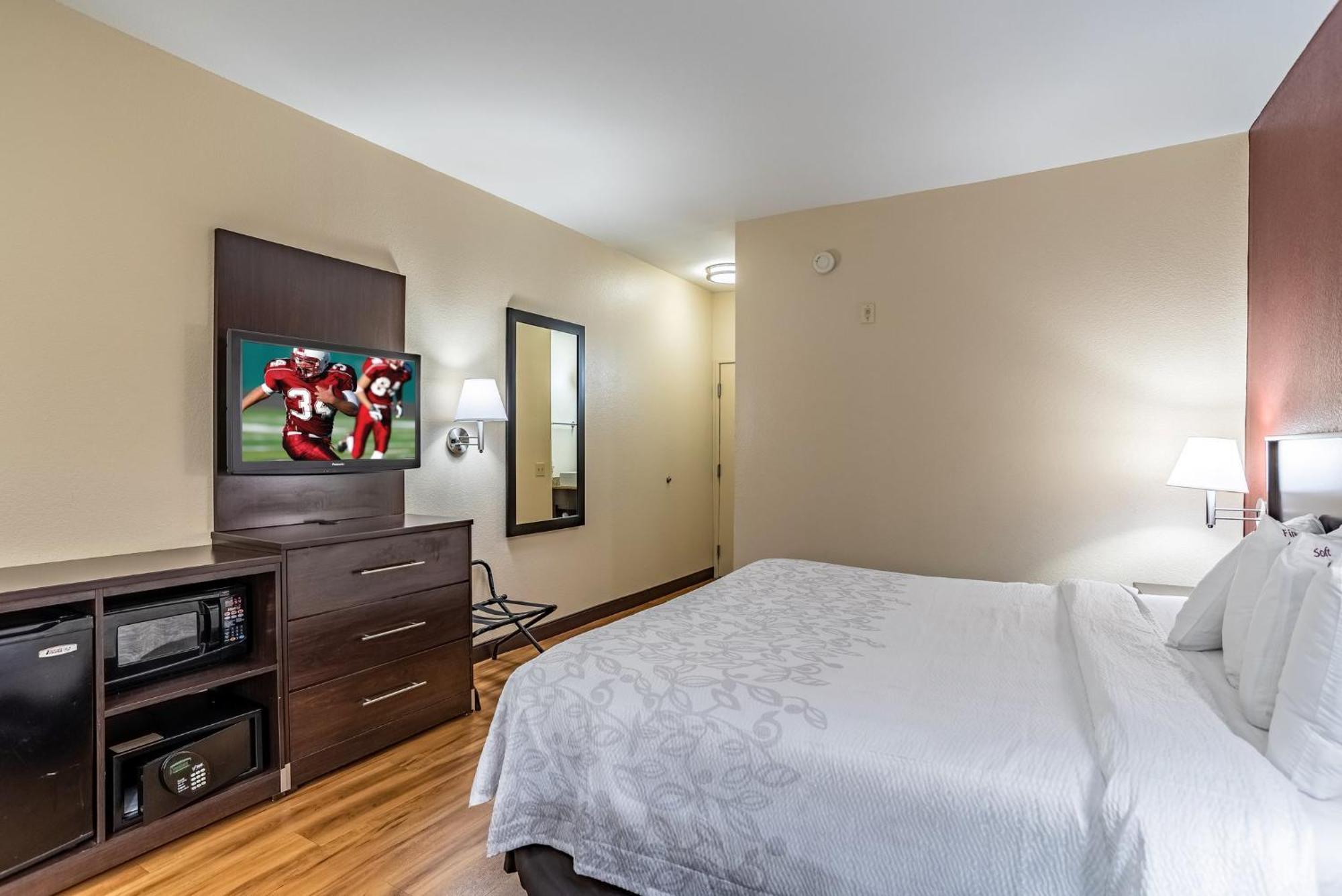 Red Roof Inn Plus+ Houston - Energy Corridor Zewnętrze zdjęcie